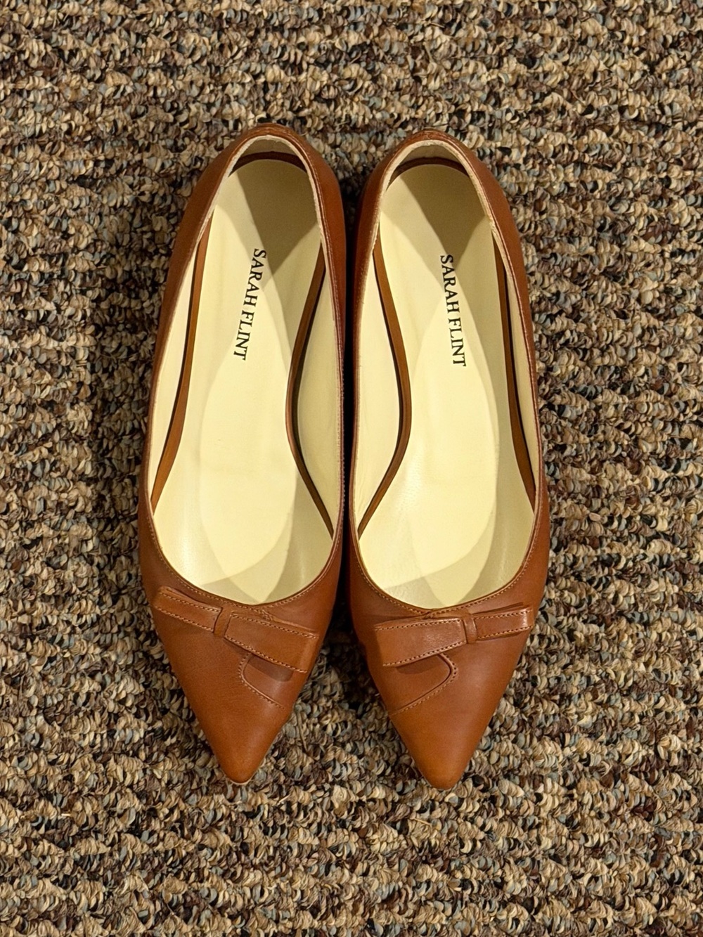 ♻️Sarah Flint Pointed Toe Flats